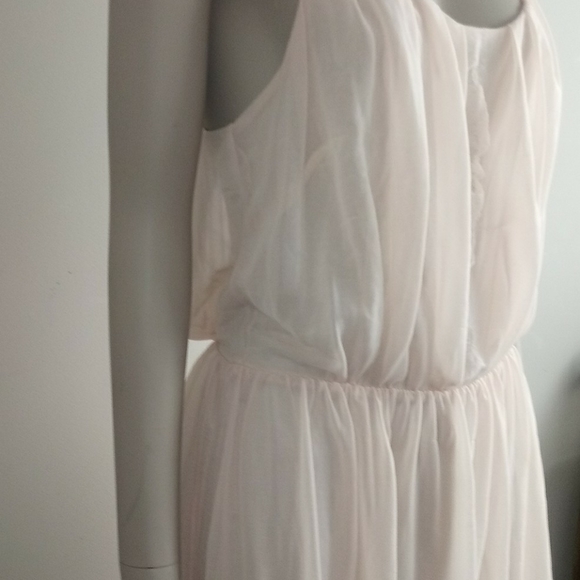 New Blush Dress Size Small - Picture 4 of 13